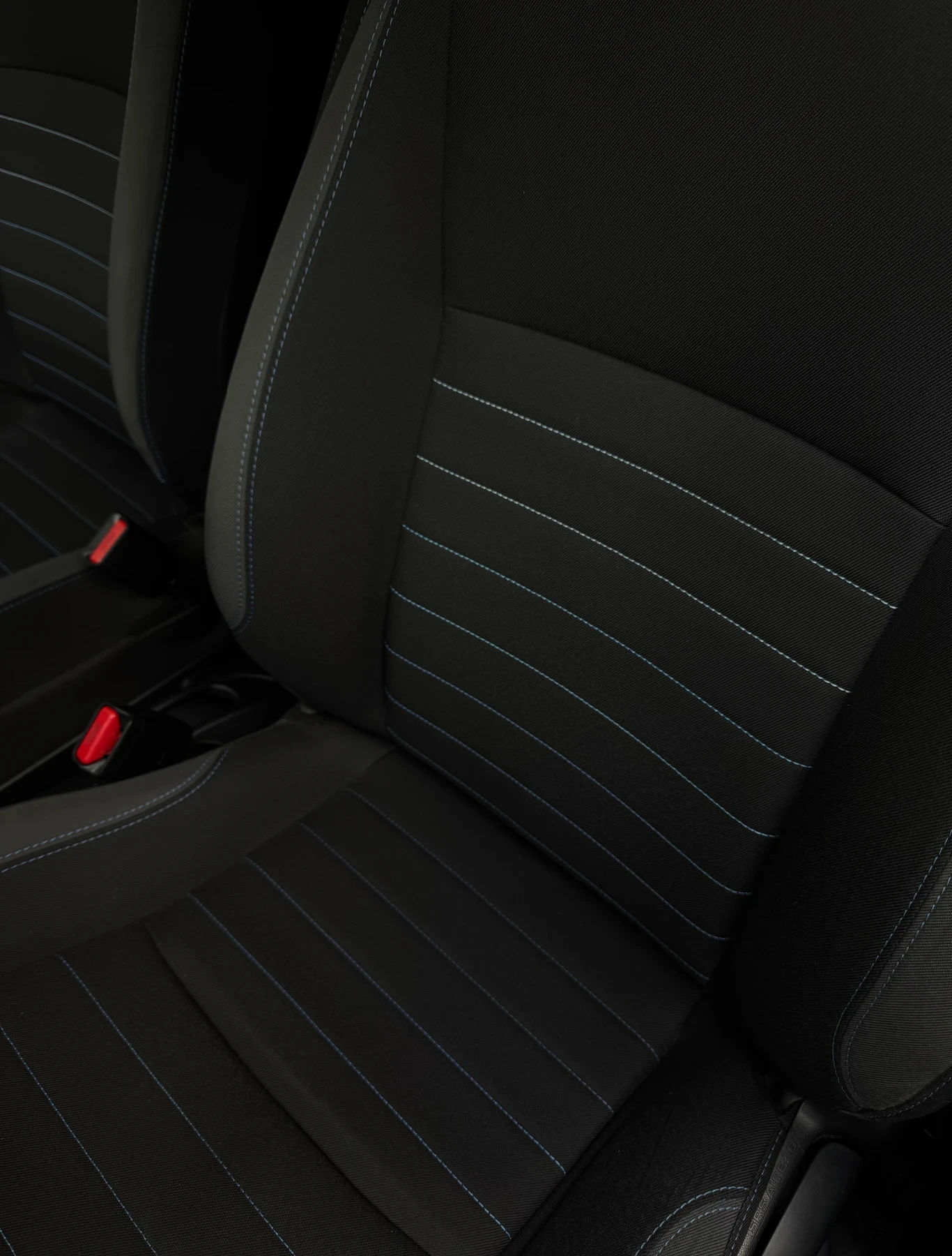 Toyota Yaris LUNA PLUS, снимка 15 - Автомобили и джипове - 53734492