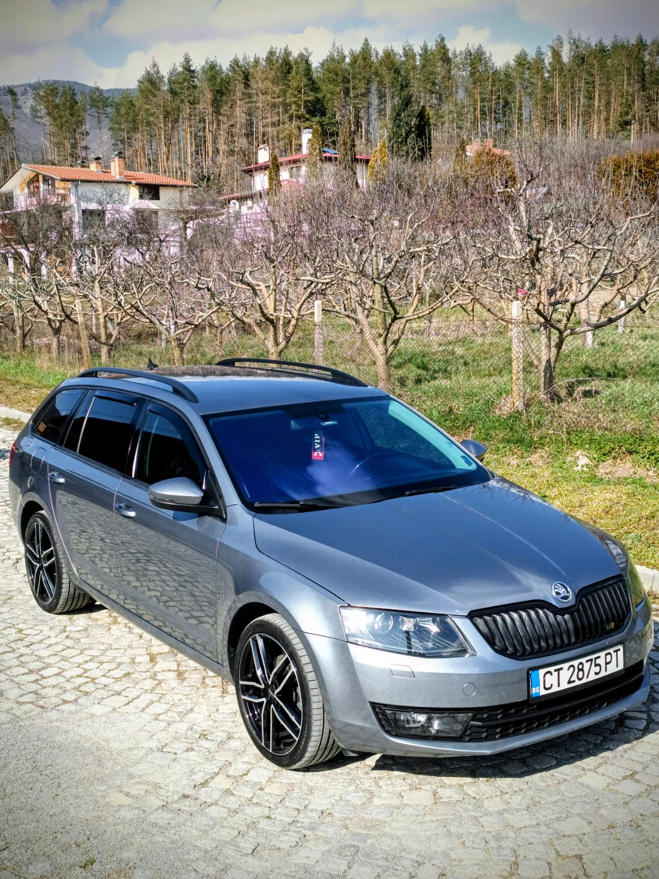 Skoda Octavia 1.6TDI DSG/NAVI/2ключа/хамелеон , снимка 2 - Автомобили и джипове - 53861573