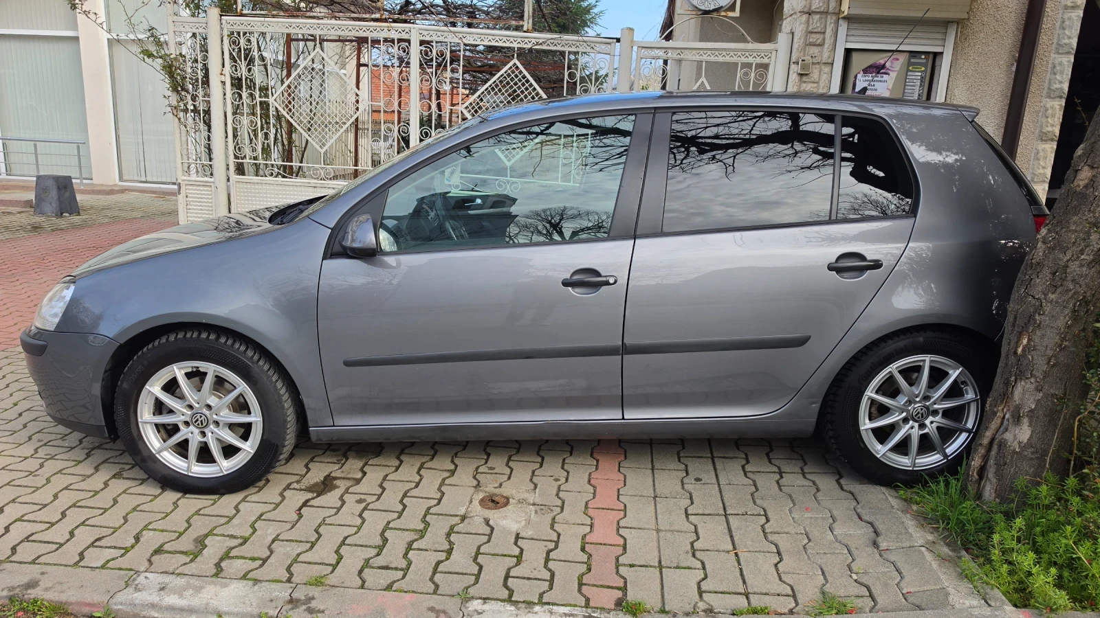 VW Golf 1.6 - ГАЗ, снимка 3 - Автомобили и джипове - 54086272