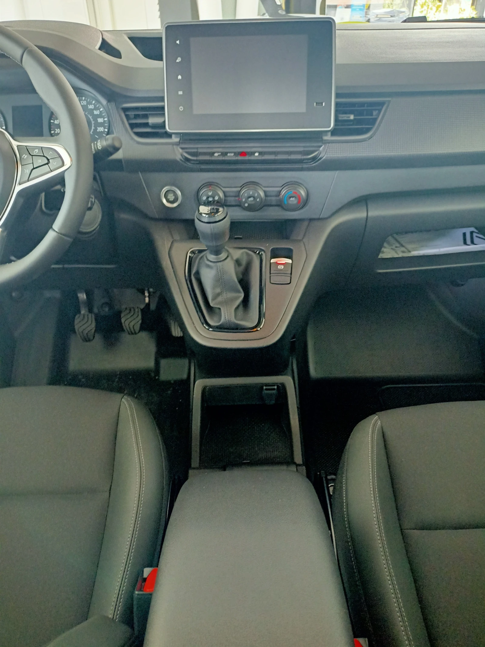 Renault Kangoo 2999Евро за получаване, 1.5DCi 4+ 1м, снимка 9 - Автомобили и джипове - 54621055