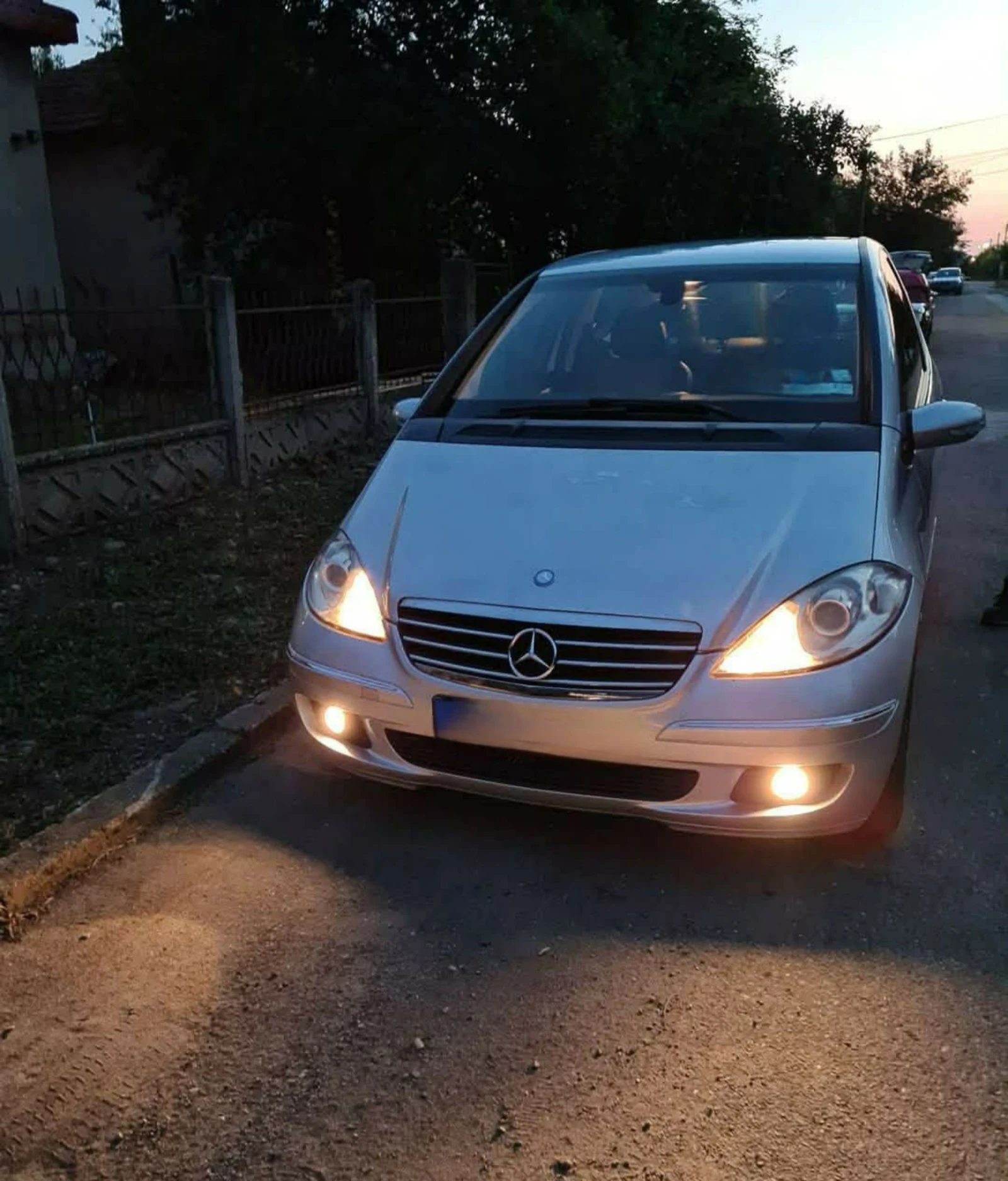 Mercedes-Benz A 200, снимка 2 - Автомобили и джипове - 54738098