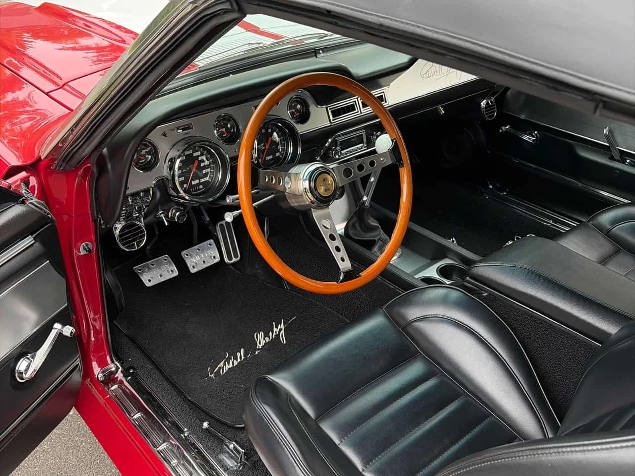 Ford Mustang Shelby GT500CR| Convertible Resto Mod| 787KM!, снимка 5 - Автомобили и джипове - 54834650