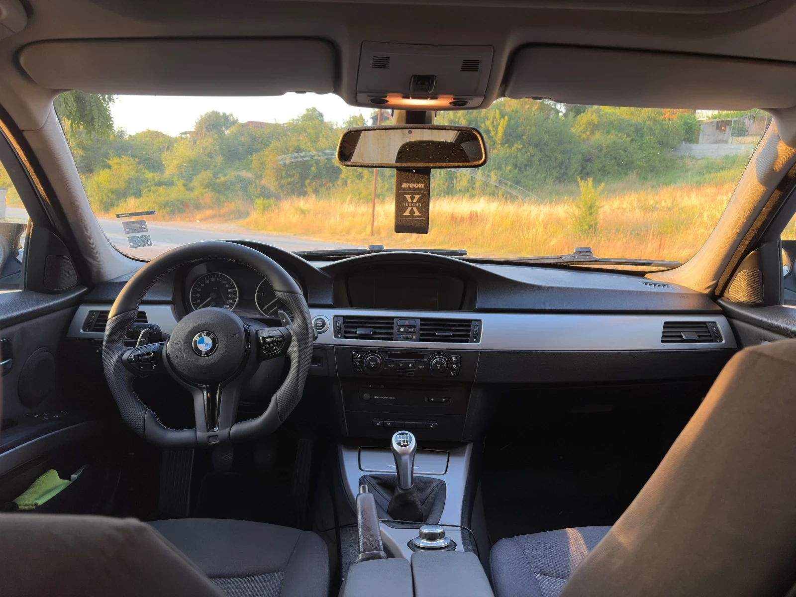 BMW 320 320D 163hp/M-PACK/NAVI/TOP!!!, снимка 8 - Автомобили и джипове - 54986670