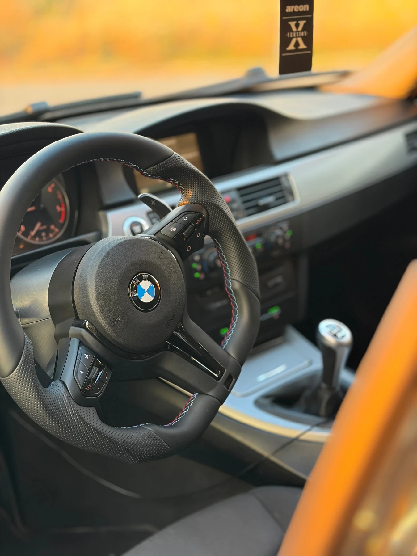 BMW 320 320D 163hp/M-PACK/NAVI/TOP!!!, снимка 7 - Автомобили и джипове - 54986670