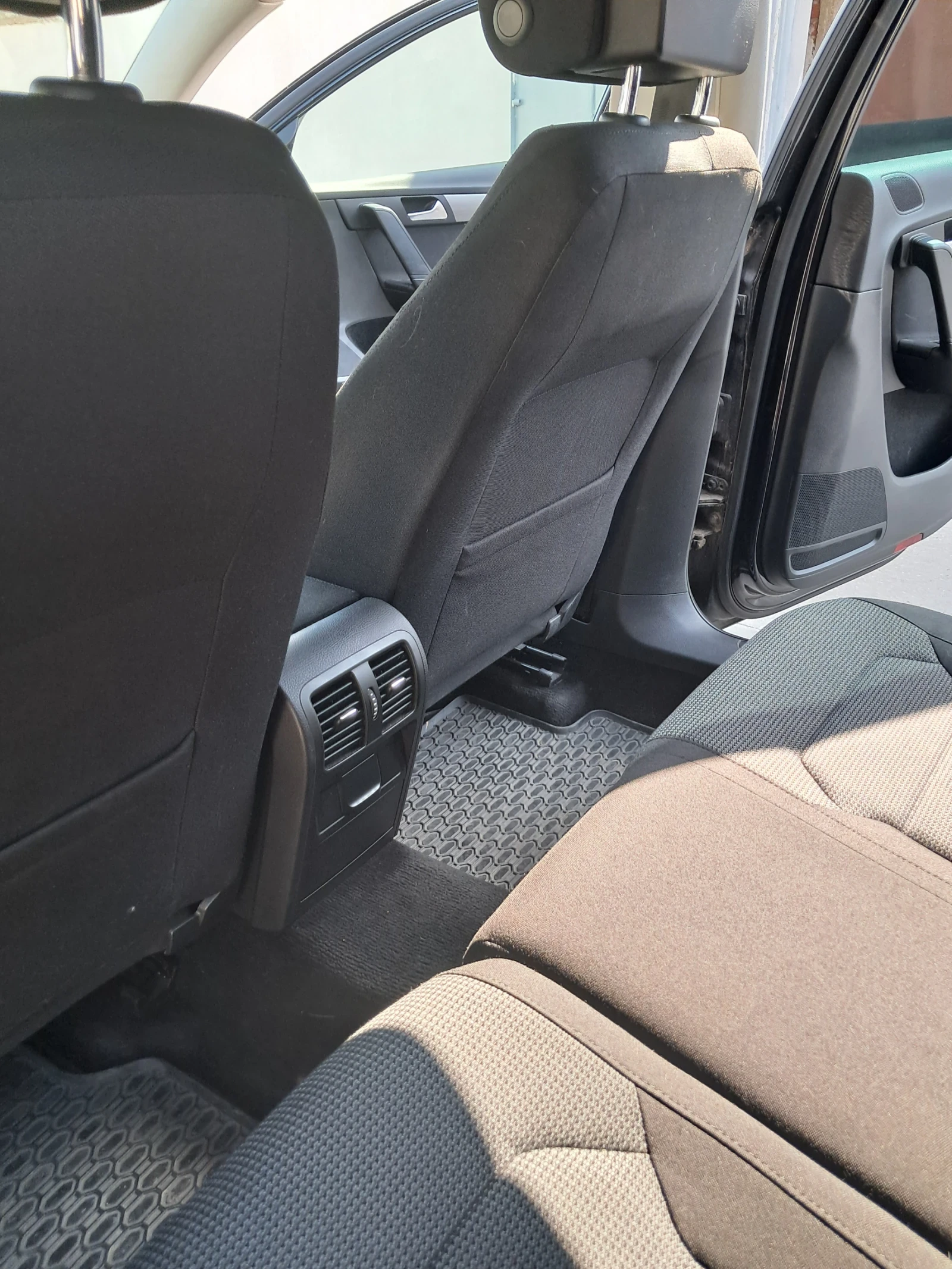 VW Passat Pasat B 7, снимка 8 - Автомобили и джипове - 54989071