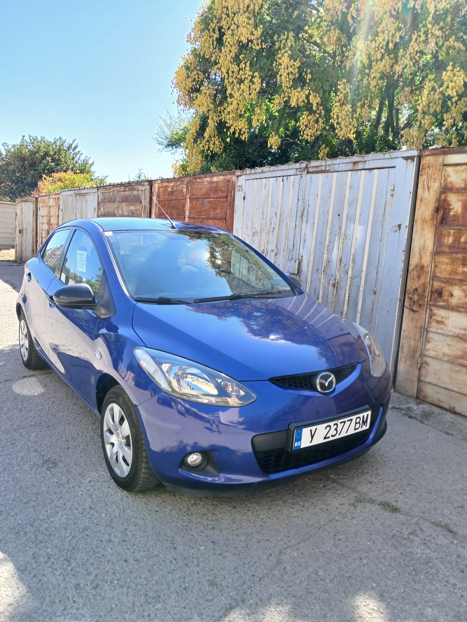Mazda 2 1.3, снимка 11 - Автомобили и джипове - 55717787
