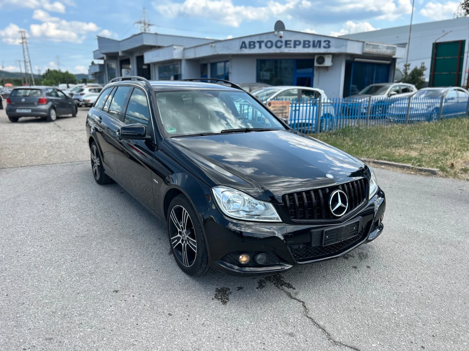 Mercedes-Benz C 220 CDI, снимка 3 - Автомобили и джипове - 55315417