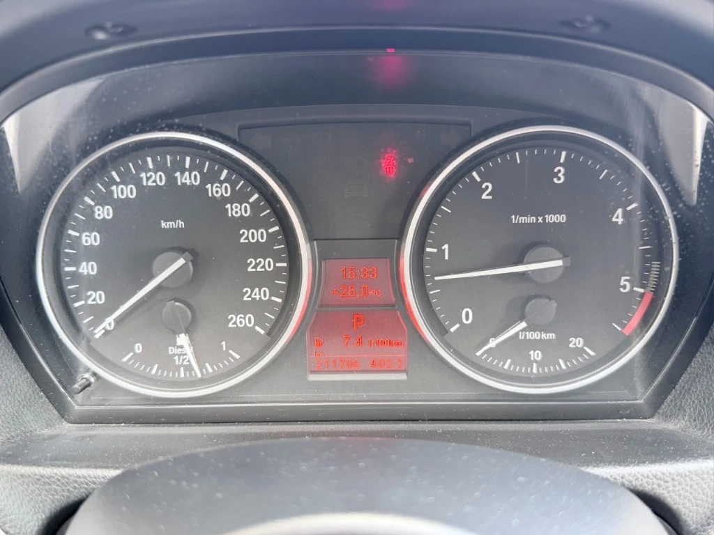 BMW 330 d xDrive, снимка 14 - Автомобили и джипове - 55413356