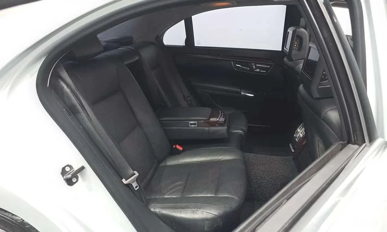 Mercedes-Benz S 500 * BlueEFFICIENCY * КРАЙНА ЦЕНА ДО БЪЛГАРИЯ, снимка 11 - Автомобили и джипове - 55703546