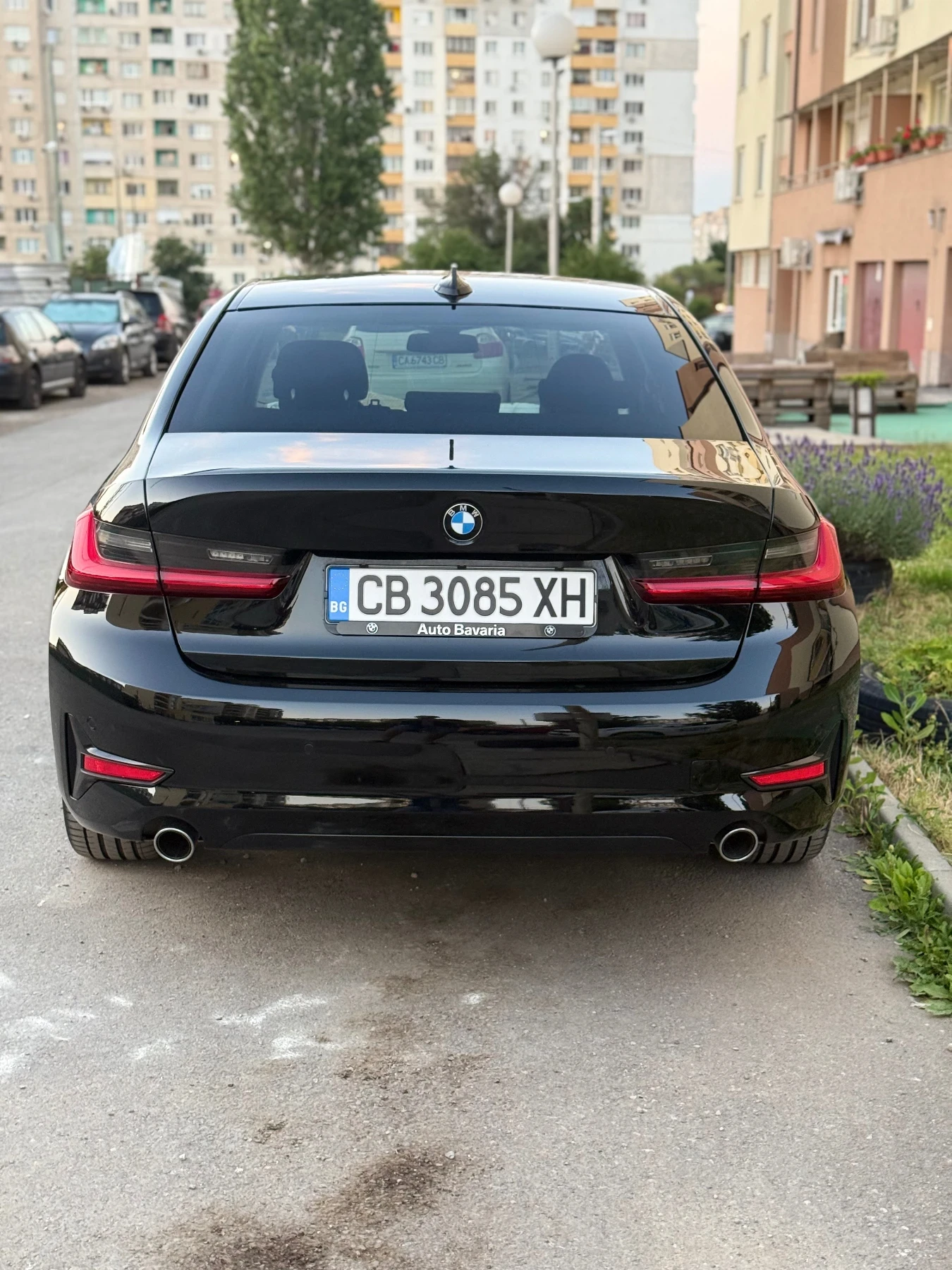BMW 318 Shadow Line, снимка 6 - Автомобили и джипове - 56091045