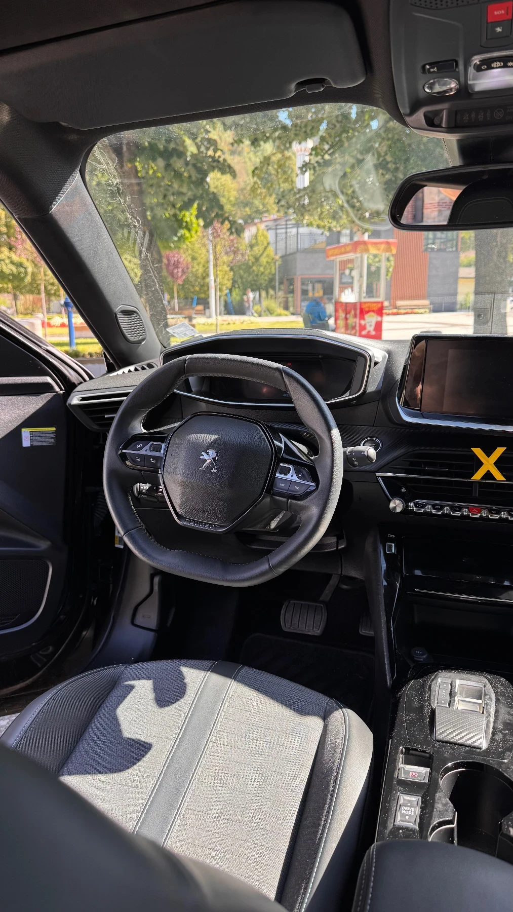 Peugeot 2008, снимка 10 - Автомобили и джипове - 56151311