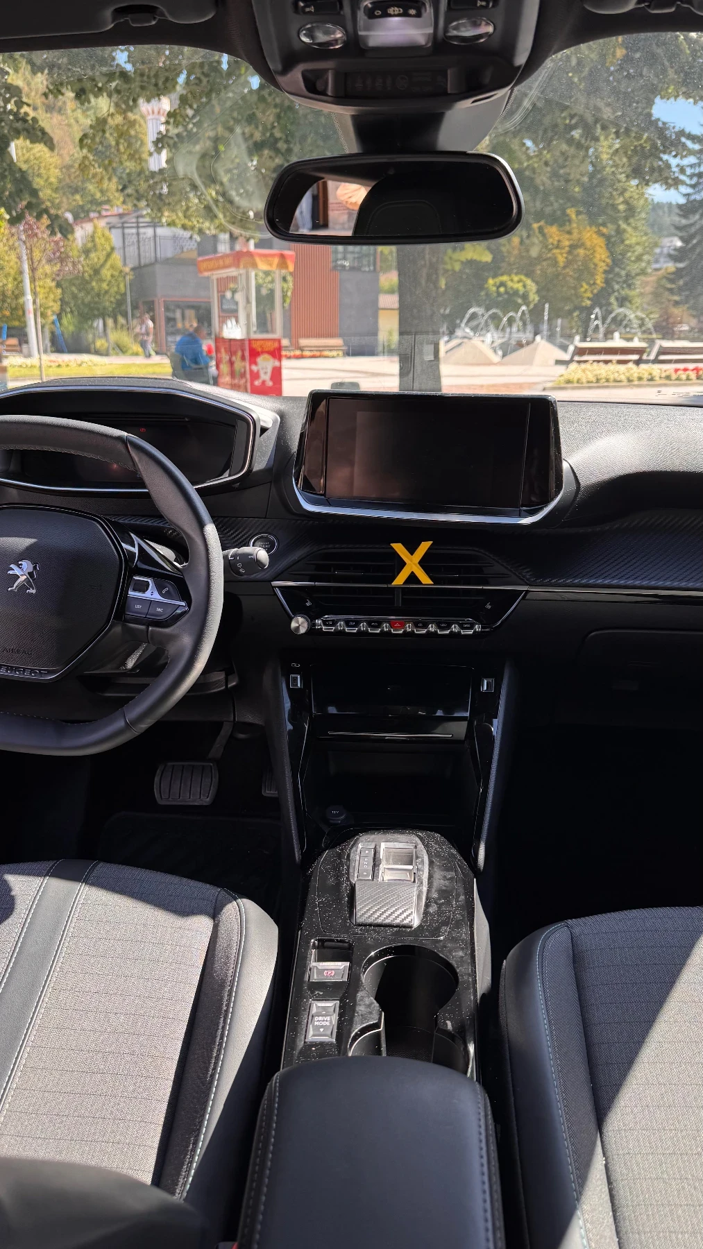 Peugeot 2008, снимка 9 - Автомобили и джипове - 56151311
