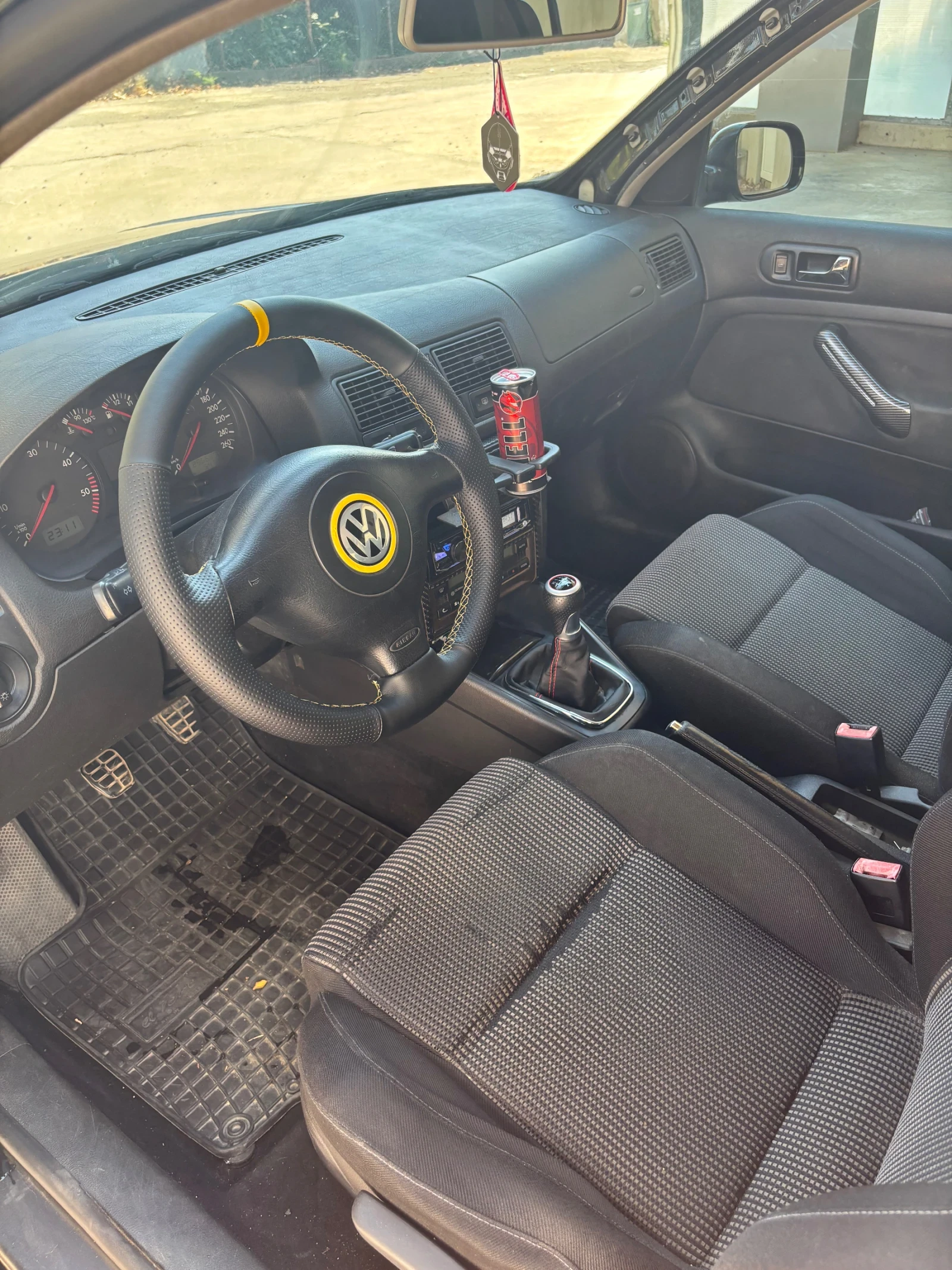 VW Golf 1.9 ARL 150, снимка 10 - Автомобили и джипове - 56153477