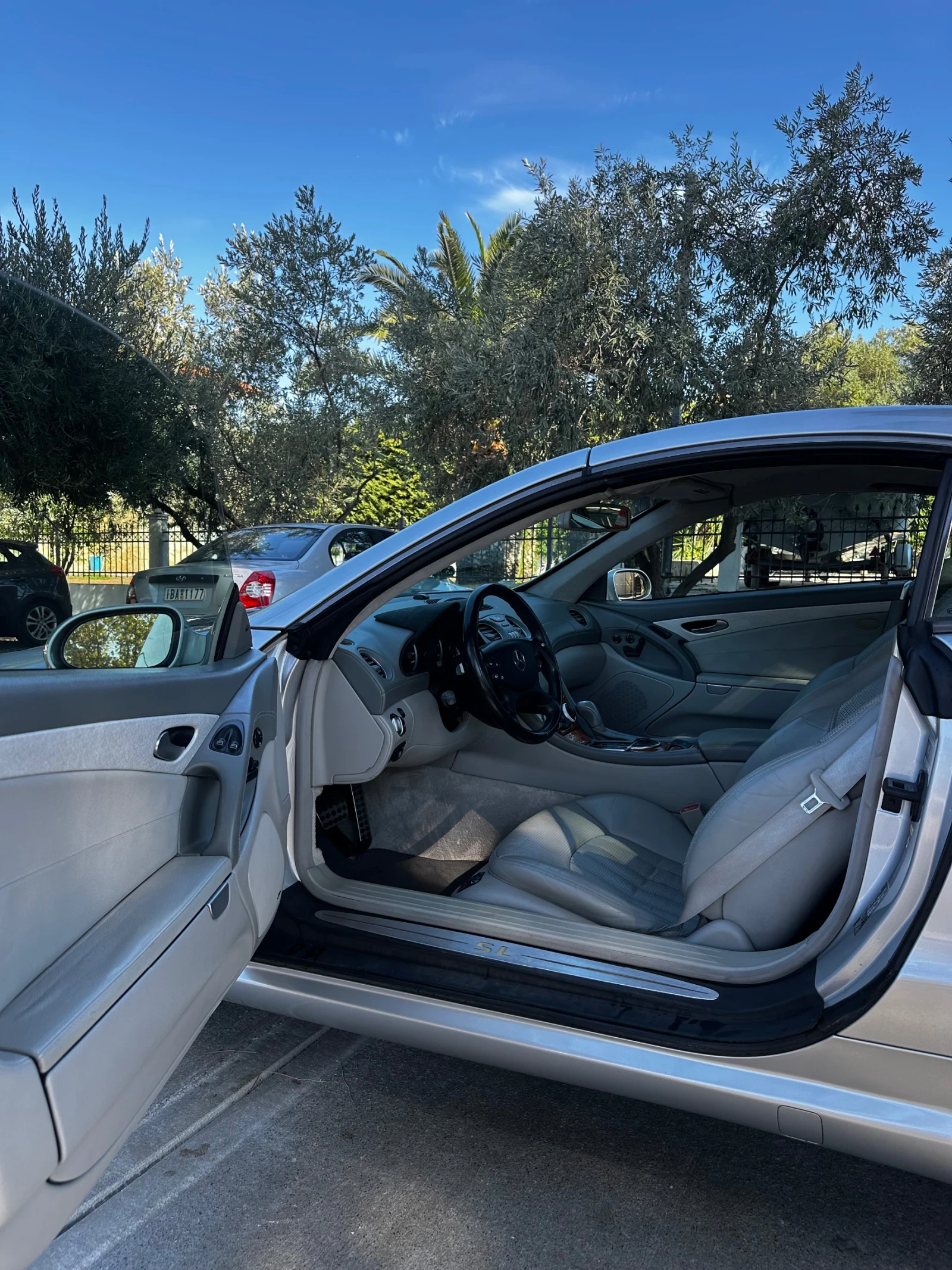 Mercedes-Benz SL 55 AMG, снимка 11 - Автомобили и джипове - 56254277