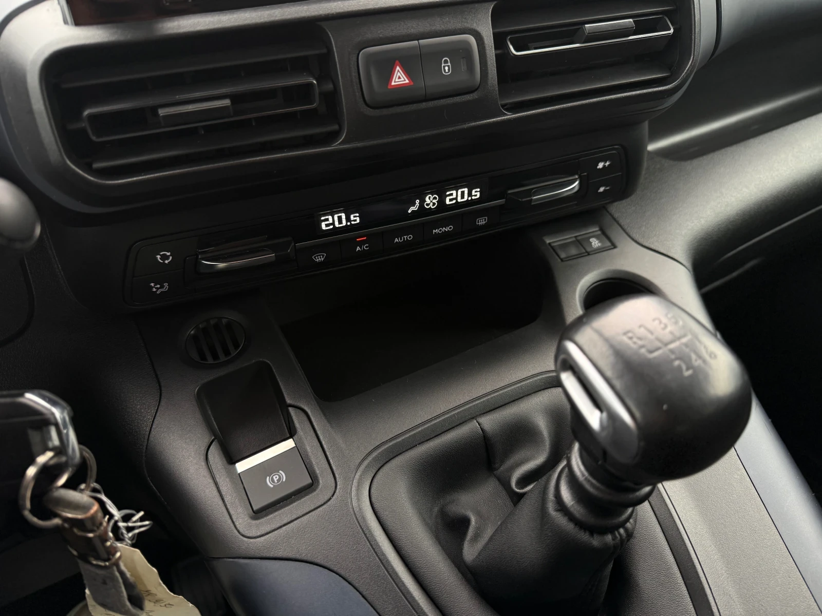 Peugeot Rifter 1.5 HDI 131kc LED NAVI  | Mobile.bg � ����������� 14