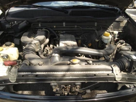 Nissan Terrano 2.4i* 116КС* , снимка 17