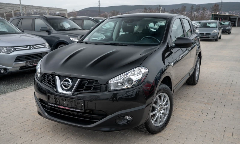 Nissan Qashqai 1.5* 110кс* 2013г, снимка 1 - Автомобили и джипове - 49469297