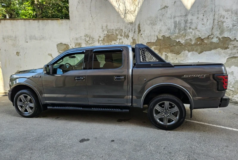 Ford F150 XLT-AWD-RAPTOR interior, снимка 5 - Автомобили и джипове - 51896353