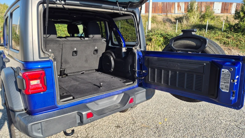 Jeep Wrangler JL- V3.6...ALPINE...FULL, снимка 11 - Автомобили и джипове - 52060757