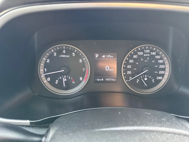 Hyundai Tucson Preferred* CARFAX* ОПЦИЯ ЗА ФИНАНСИРАНЕ* , снимка 12 - Автомобили и джипове - 53176704