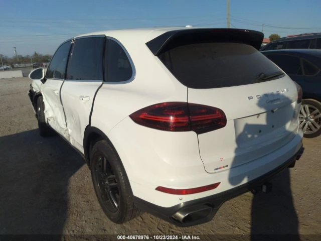 Porsche Cayenne, снимка 3 - Автомобили и джипове - 48662292