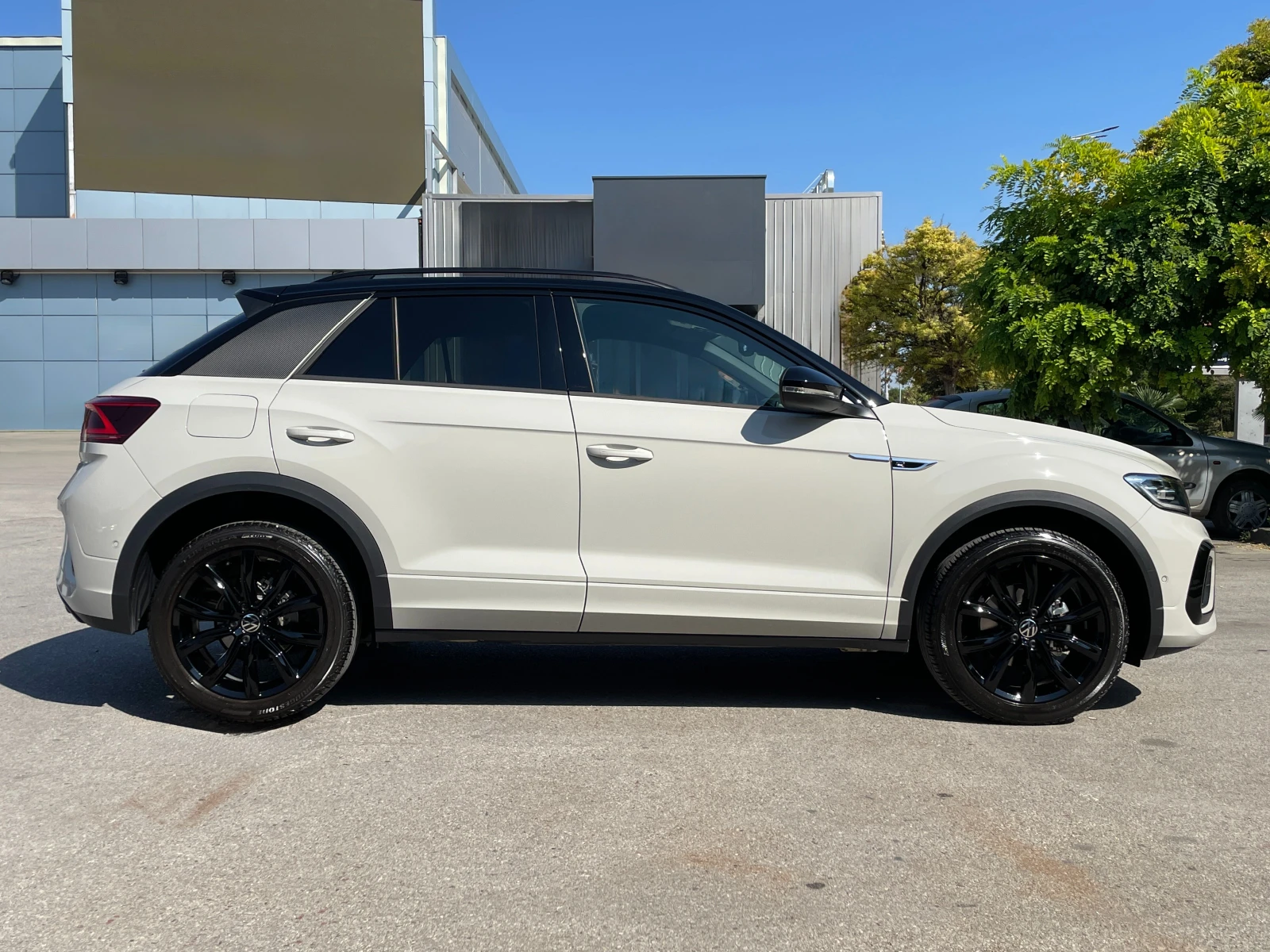 VW T-Roc R-Line DSG 1.5 TSI - изображение 5