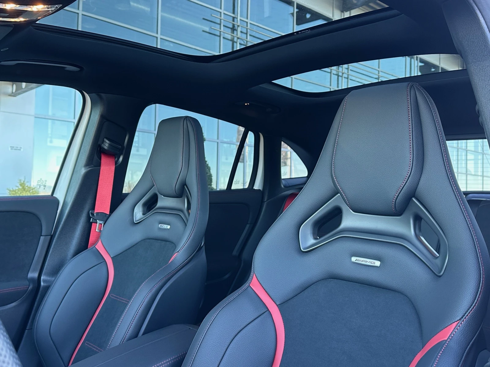 Mercedes-Benz GLA 35 AMG 4MATIC | Mobile.bg   12