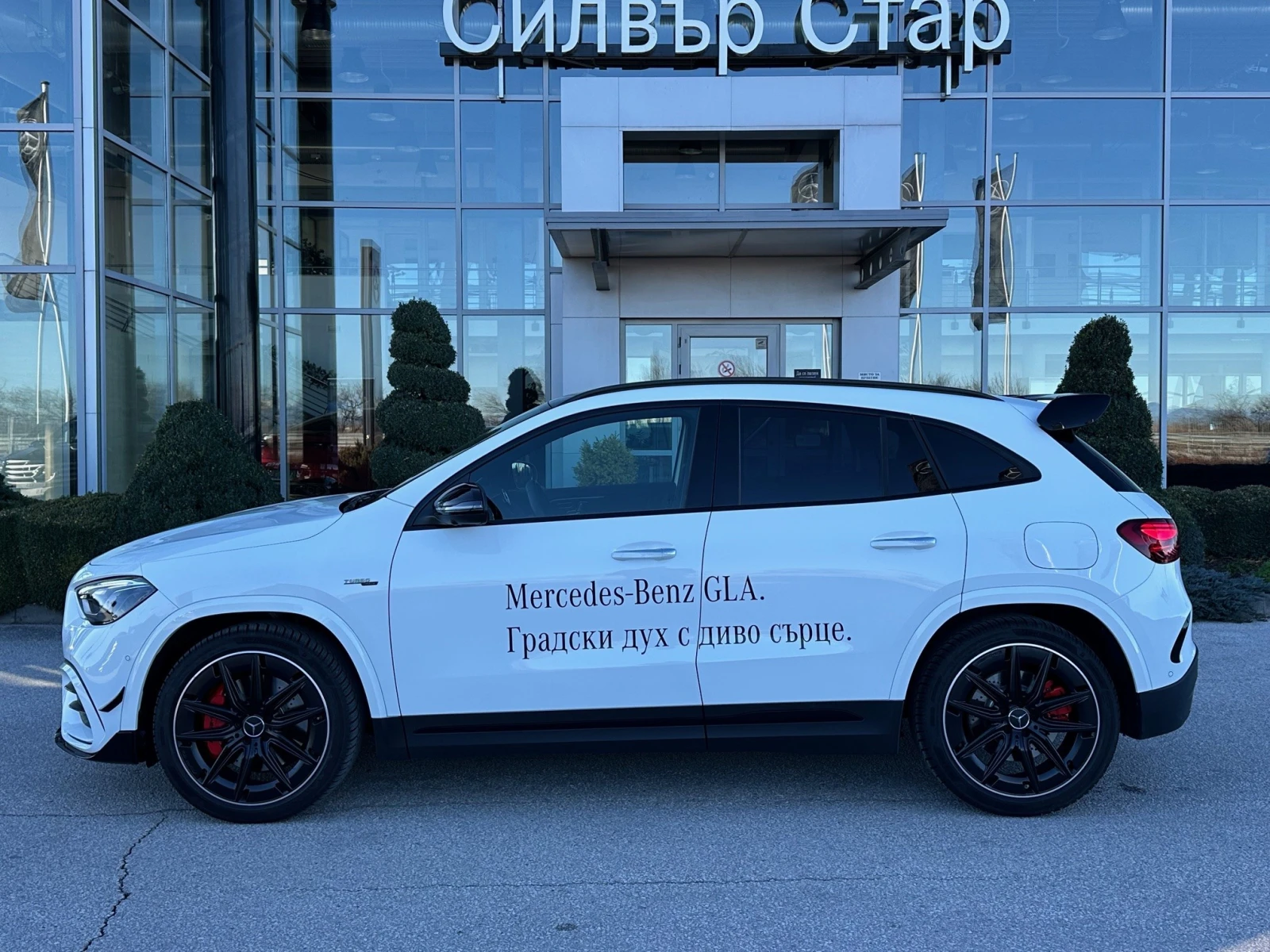 Mercedes-Benz GLA 35 AMG 4MATIC - изображение 5