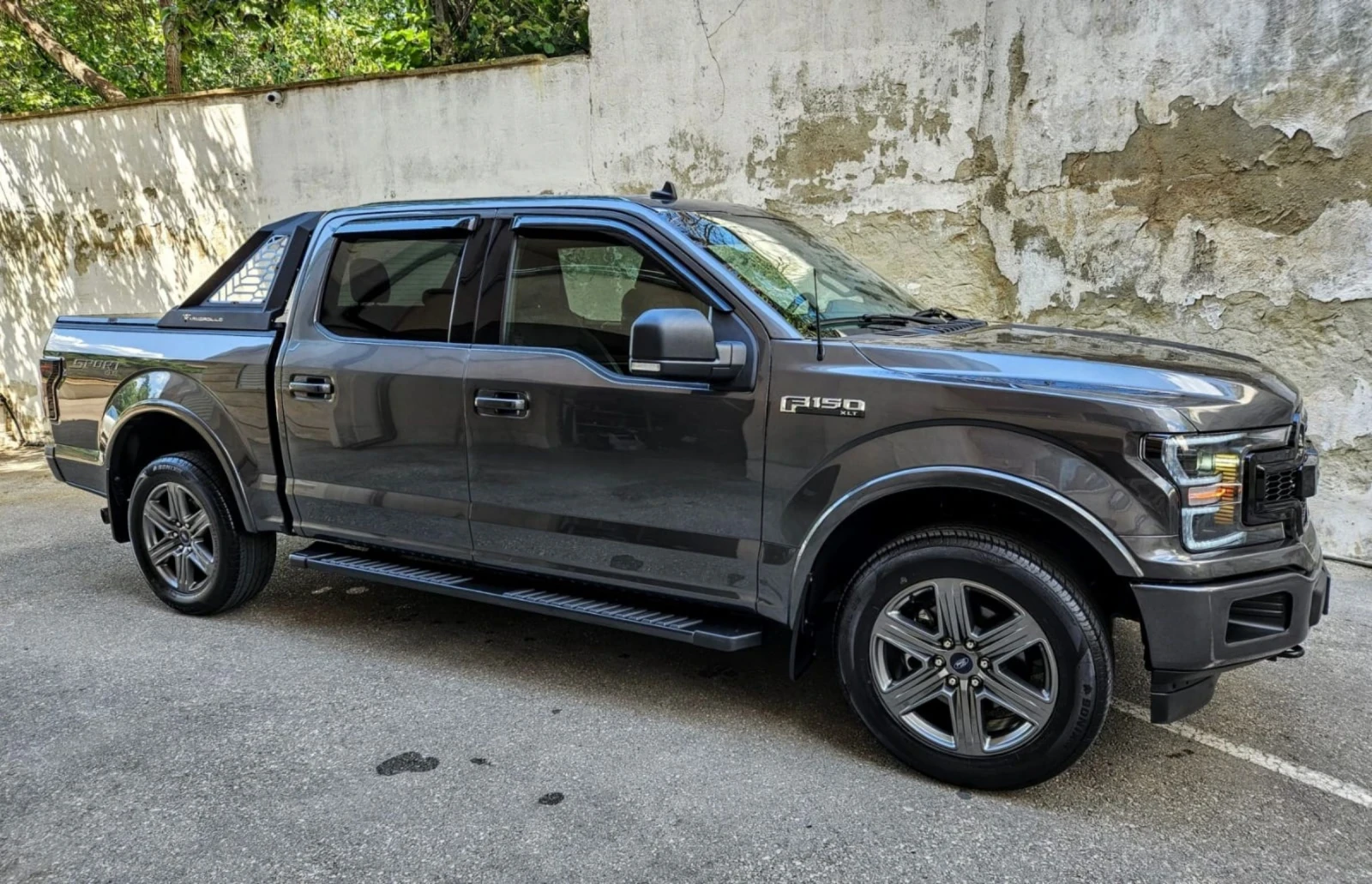 Ford F150 XLT-AWD-RAPTOR interior - изображение 10
