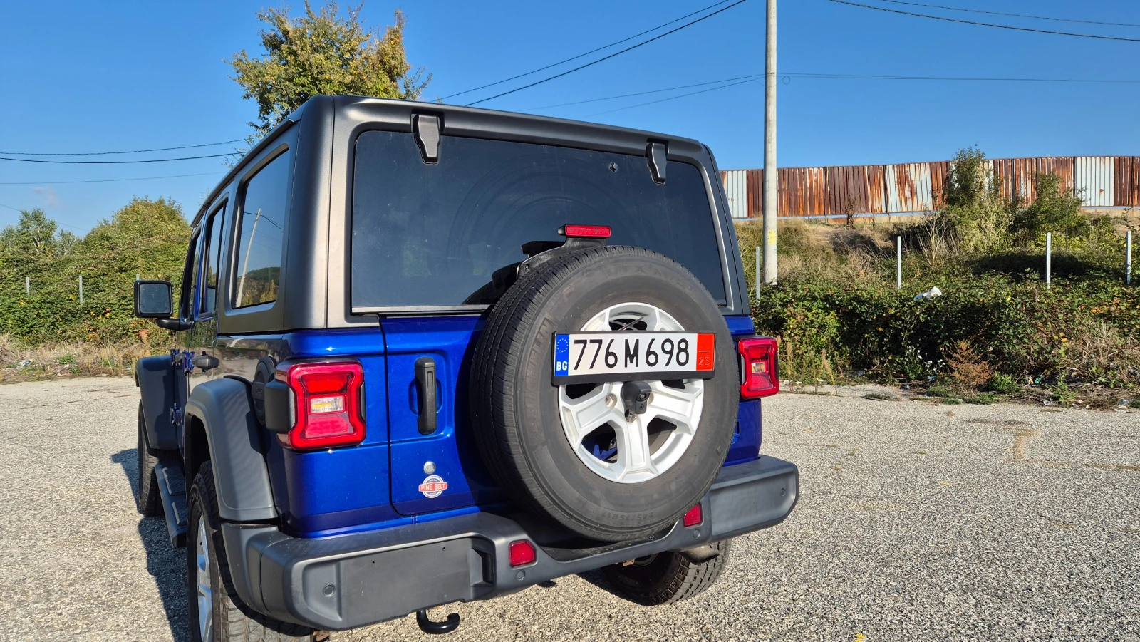 Jeep Wrangler  - изображение 10