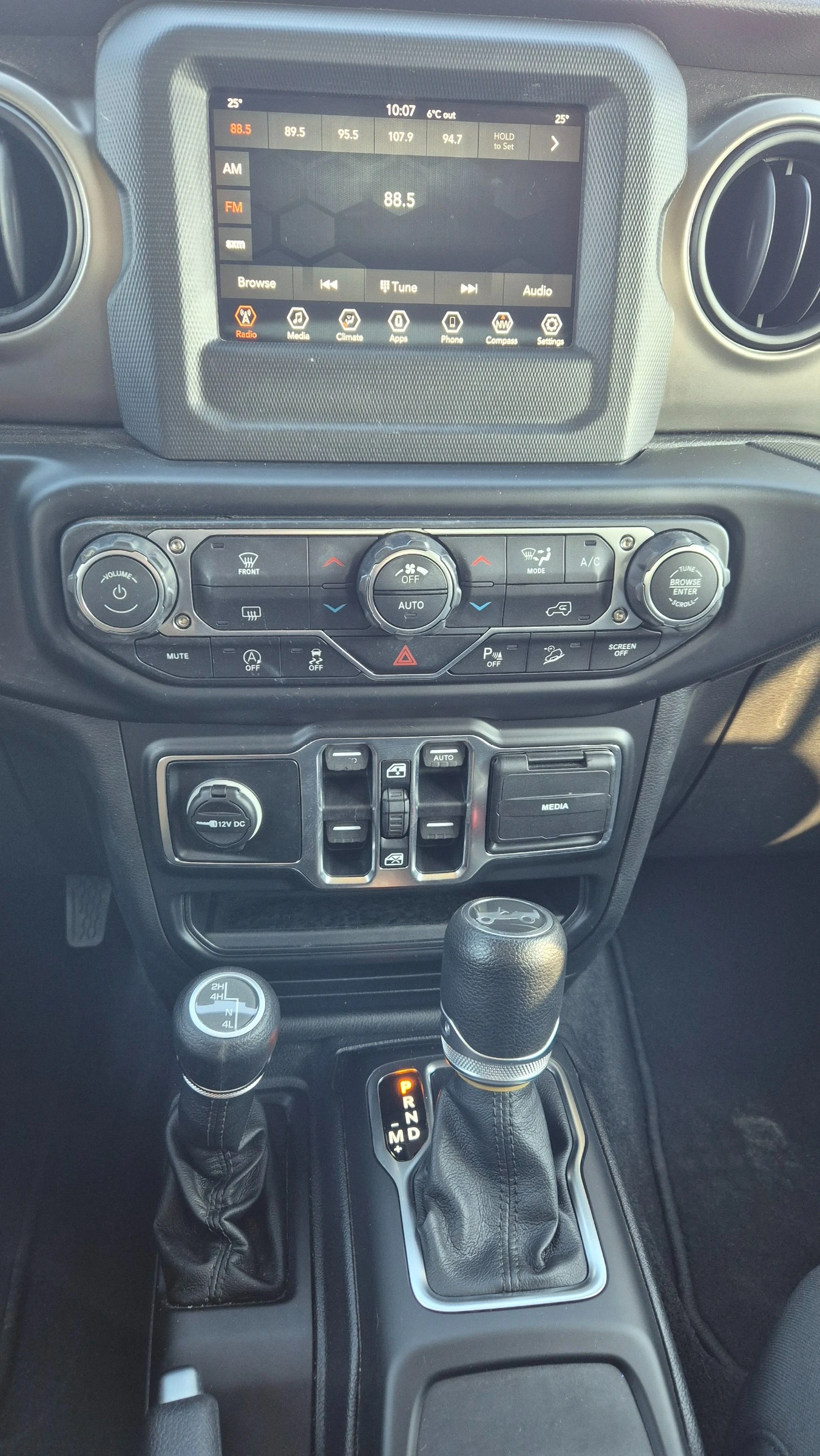 Jeep Wrangler JL- V3.6...ALPINE...FULL | Mobile.bg   13