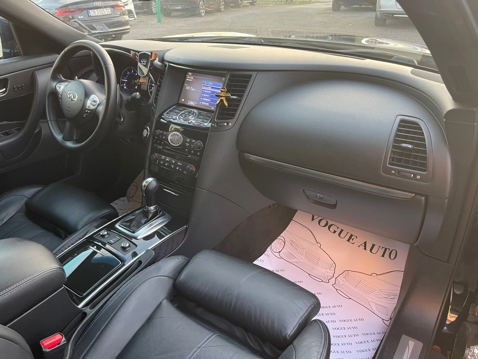 Infiniti QX70 3.0d* Keyless* 360* Memory*  - изображение 10