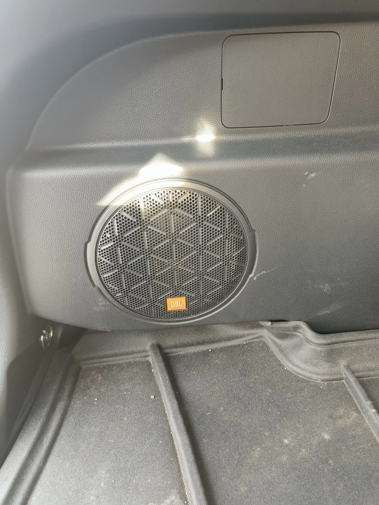 Toyota Rav4 Adventure  - изображение 9