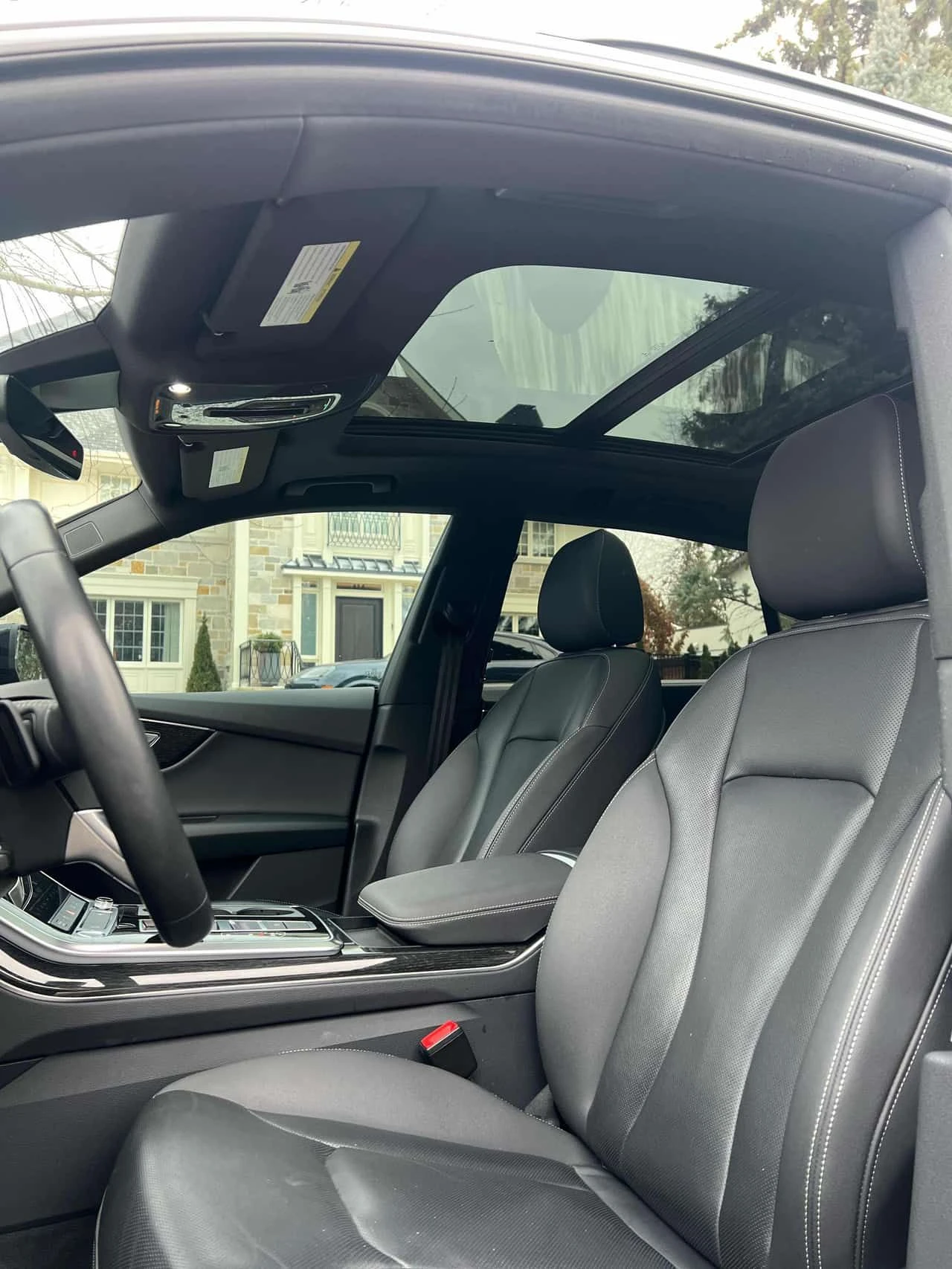 Audi Q8 Progressiv * 360 КАМЕРИ* ПАНОРАМА* ОБДУХВАНЕ - изображение 10