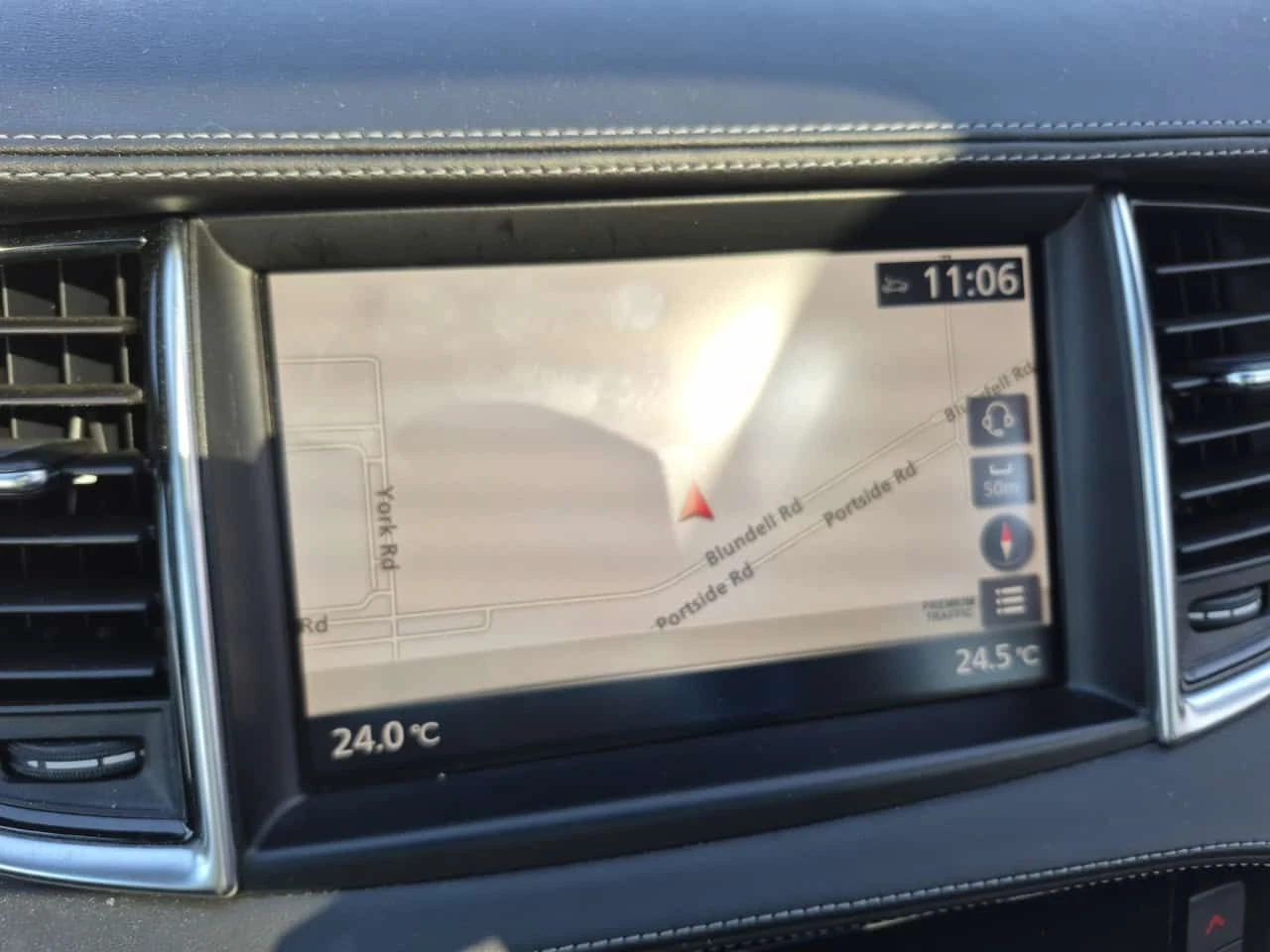 Infiniti QX50  SPORT * ОБДУХВАНЕ* BOSE* PANO* CARFAX * , снимка 12 - Автомобили и джипове - 53724028