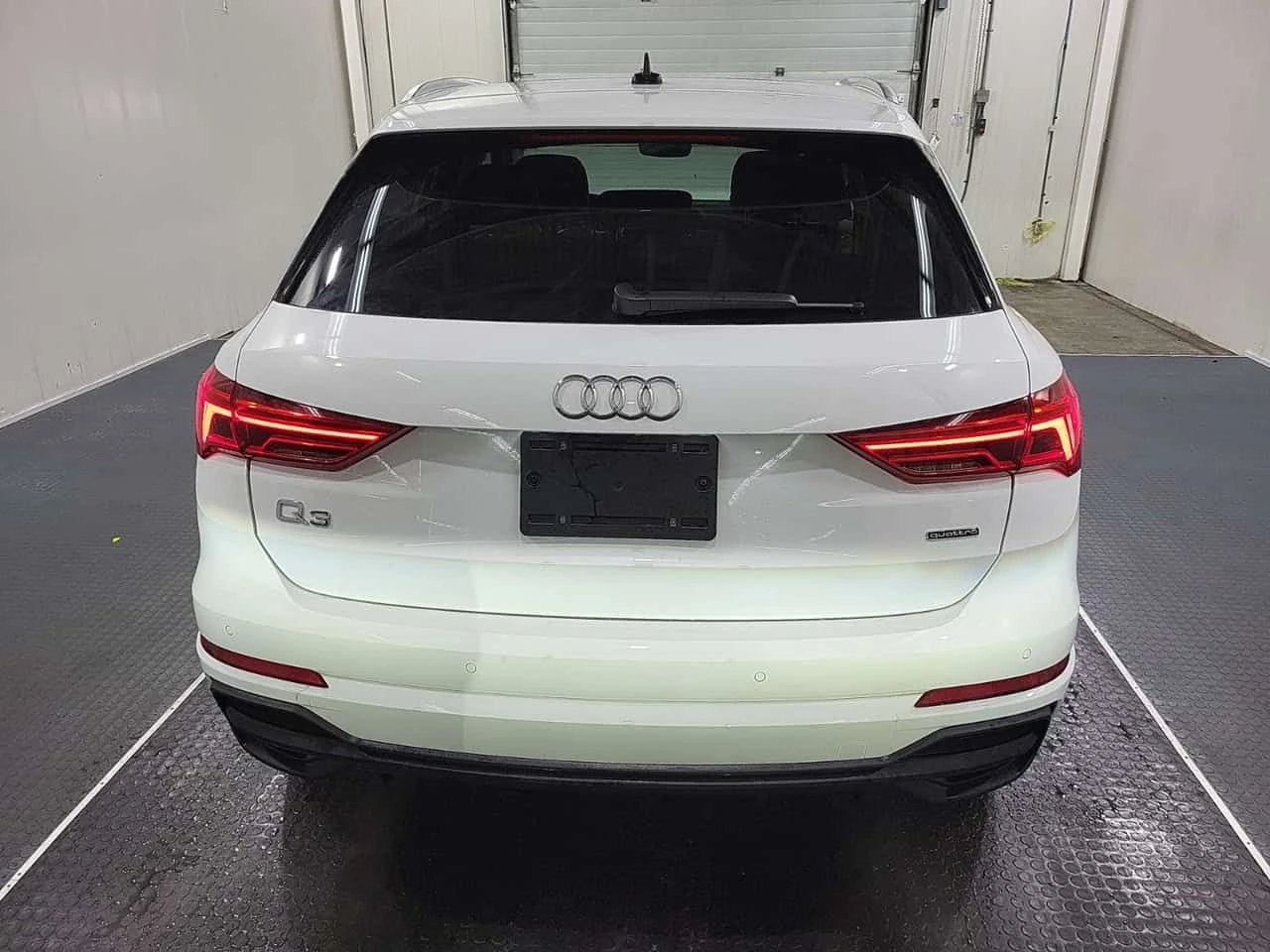 Audi Q3 * Progressiv * ��������� * PANO * �������� | Mobile.bg � ����������� 4