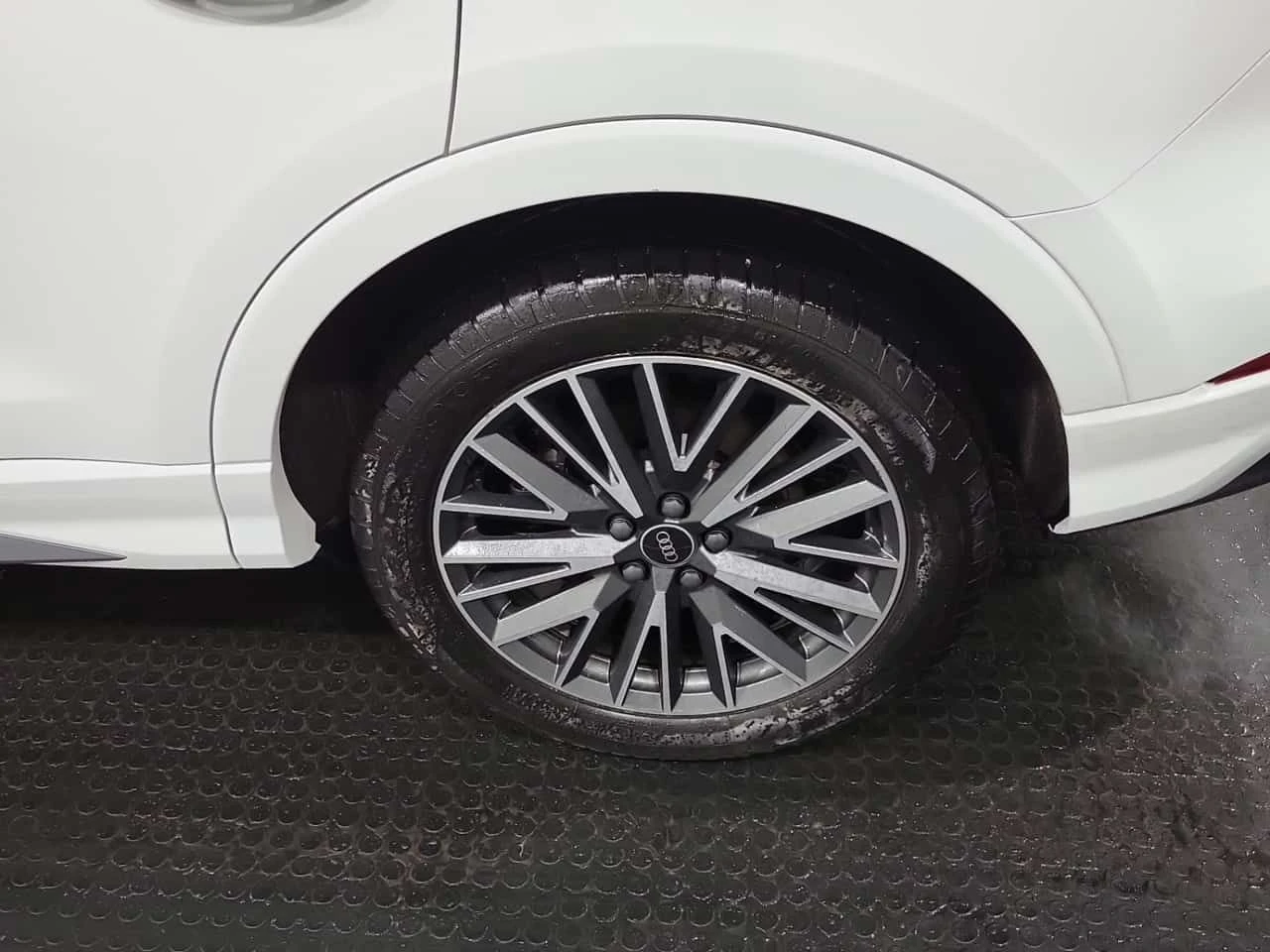 Audi Q3 * Progressiv * ��������� * PANO * �������� | Mobile.bg � ����������� 7