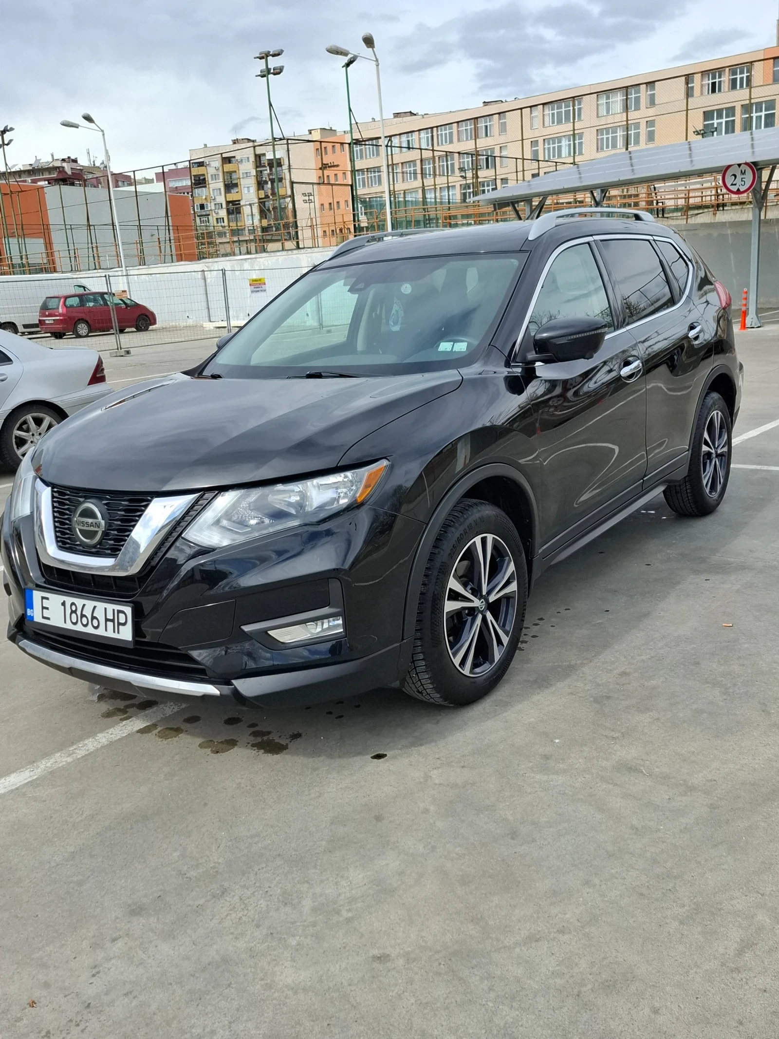 Nissan Rogue, снимка 3 - Автомобили и джипове - 54086916