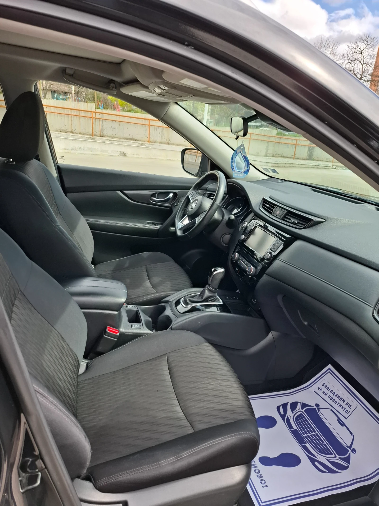 Nissan Rogue, снимка 14 - Автомобили и джипове - 54086916