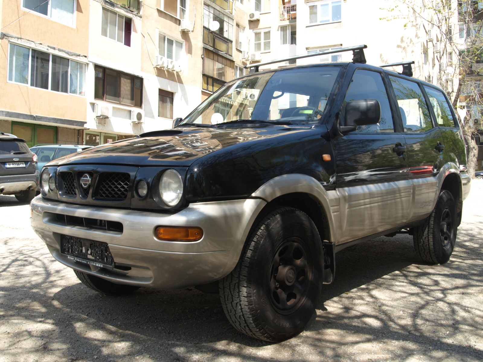 Nissan Terrano 2.4i* 116КС* 