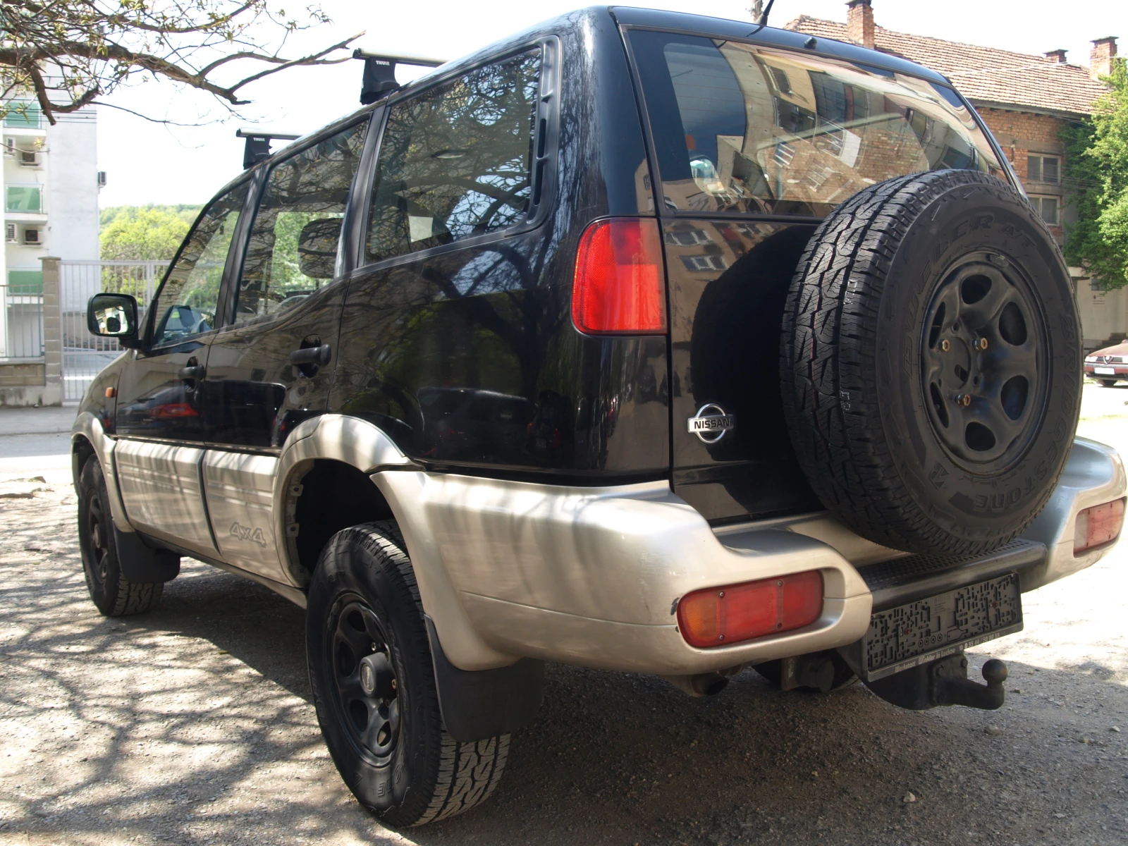 Nissan Terrano 2.4i* 116КС* , снимка 4 - Автомобили и джипове - 54230124