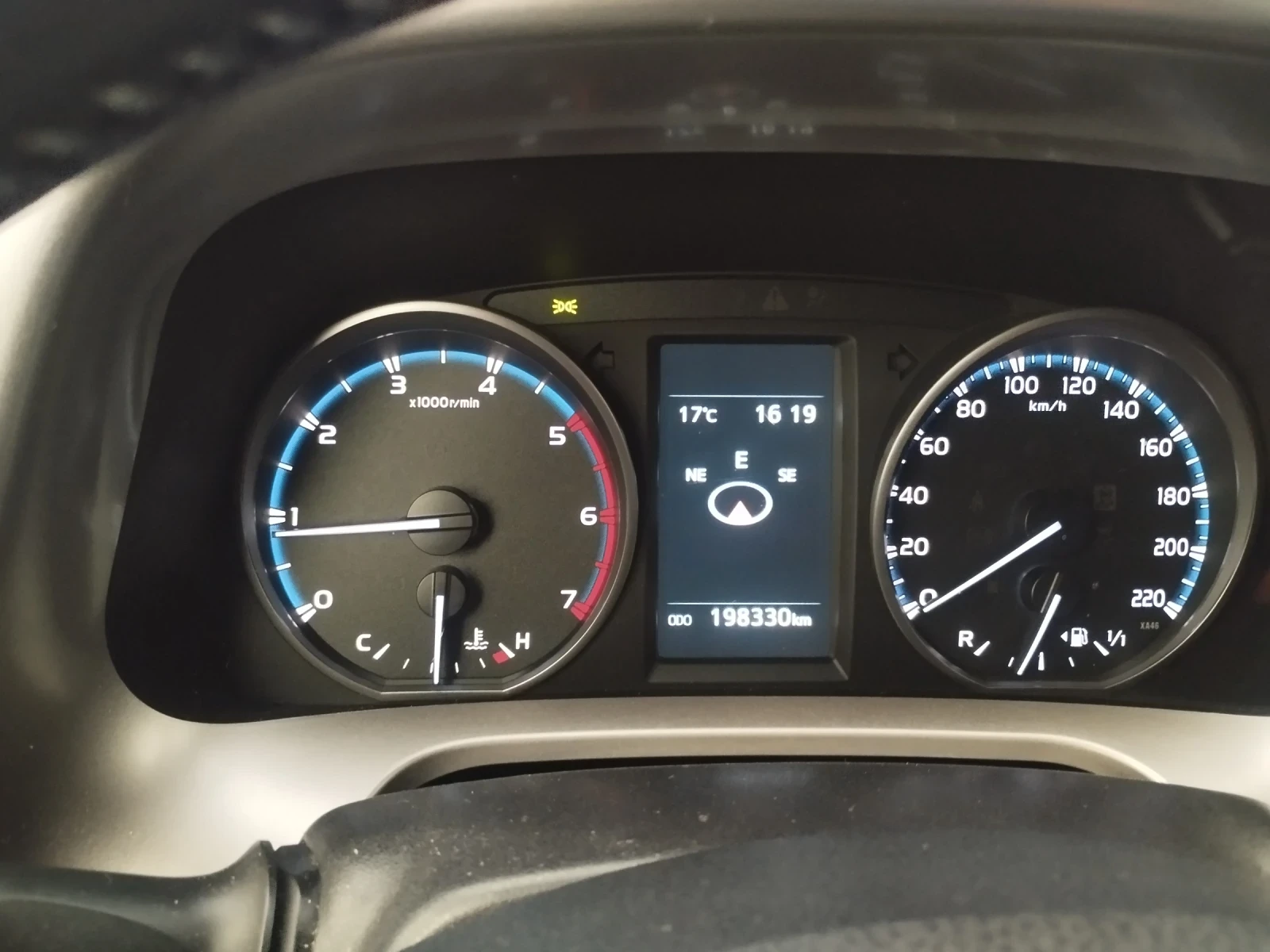 Toyota Rav4 Нормално , снимка 14 - Автомобили и джипове - 54448930