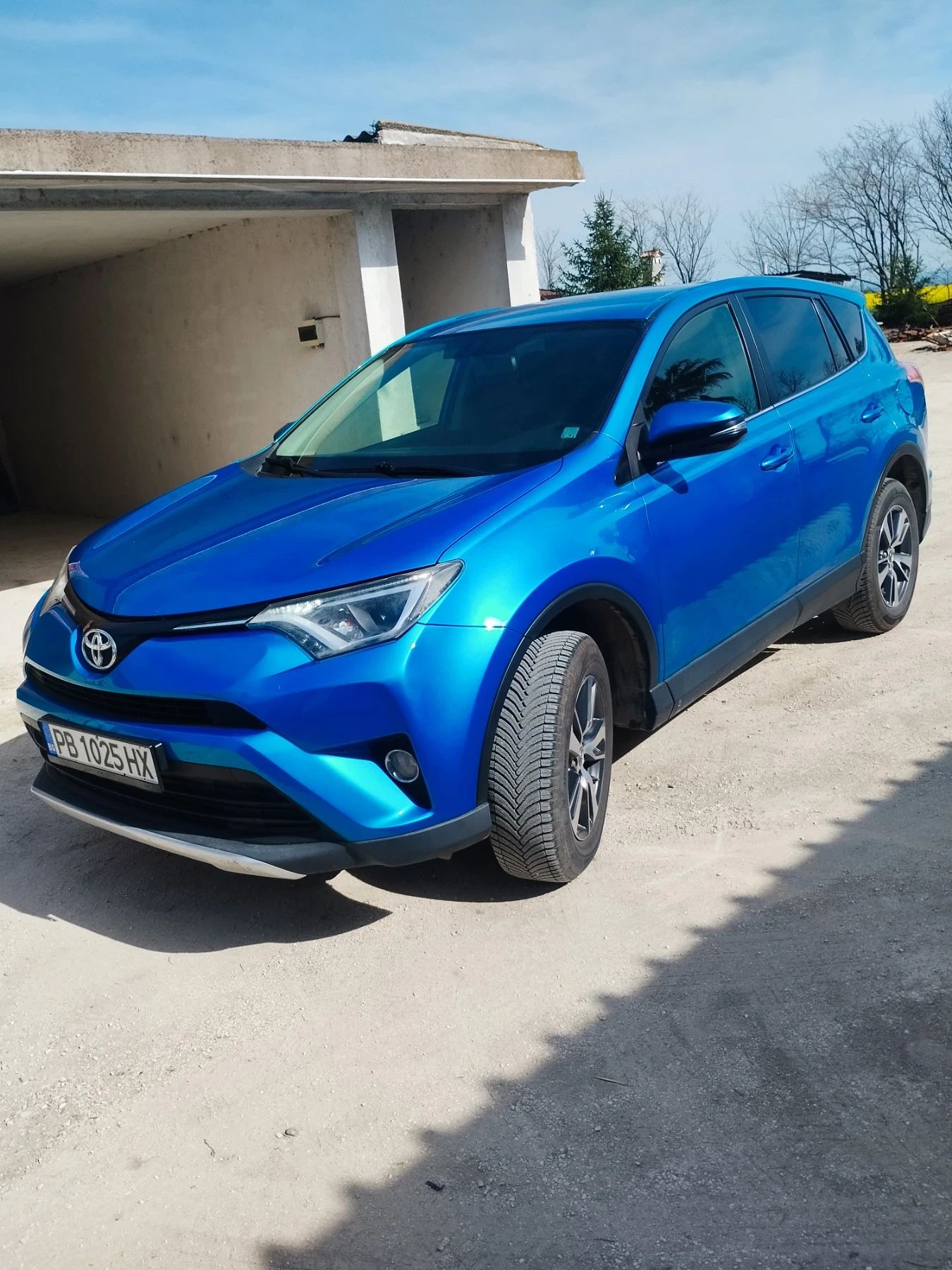 Toyota Rav4 Нормално , снимка 3 - Автомобили и джипове - 54448930