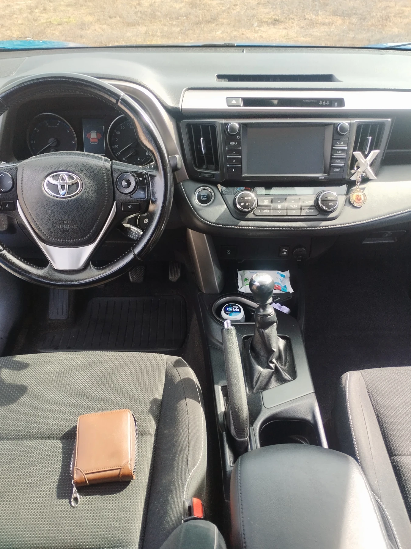 Toyota Rav4 Нормално , снимка 7 - Автомобили и джипове - 54448930