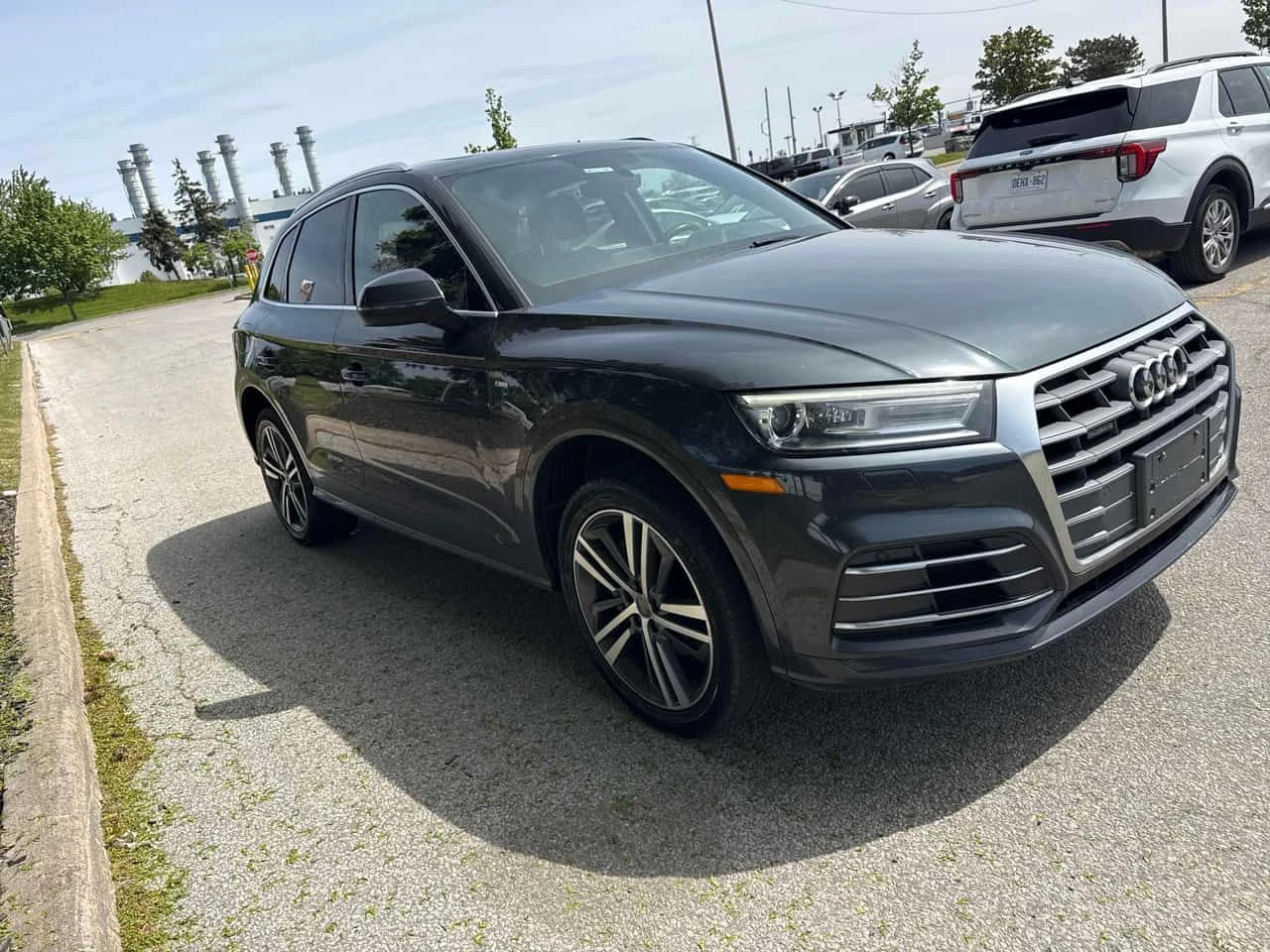 Audi Q5 * PROGRESSIV * ПАНО * ПОДГРЕВИ * KEYLESS * CARFAX, снимка 3 - Автомобили и джипове - 54647764