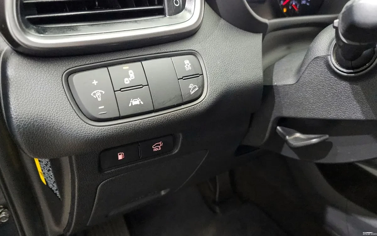 Kia Sorento PRESTIGE! НАЙ-ВИСОКО ОБОРУДВАНЕ !ОБДУХВАНЕ, снимка 14 - Автомобили и джипове - 54965318