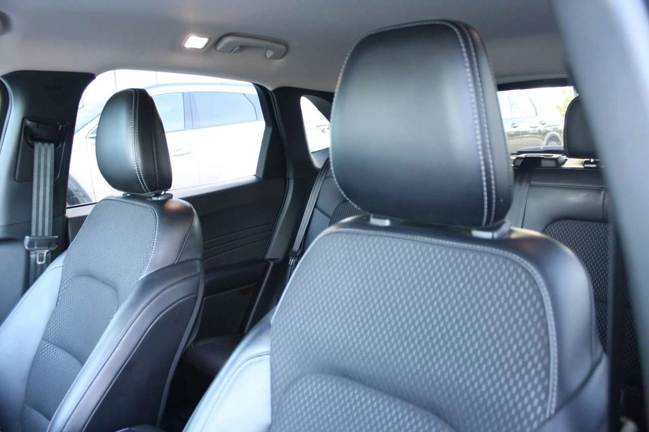 Ford Escape PHEV / Heated Seats / CarPlay / Power Liftgate | Mobile.bg � ����������� 12
