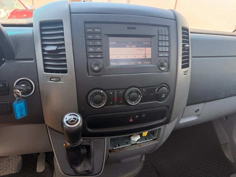 Mercedes-Benz Sprinter 519 4х4 , Бордови 5.50 м каросерия, снимка 13 - Бусове и автобуси - 50788775