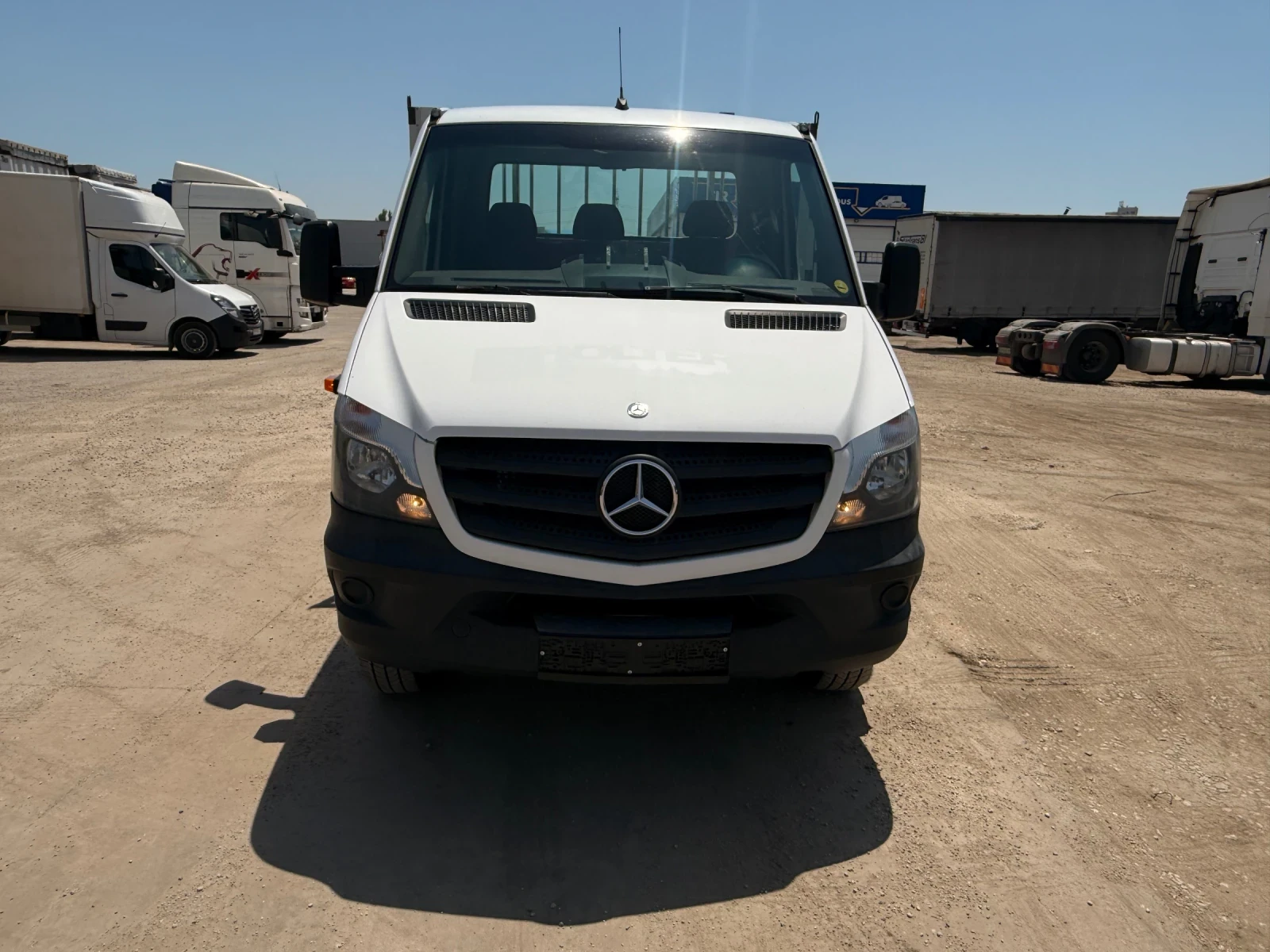 Mercedes-Benz Sprinter 519 4х4 , Бордови 5.50 м каросерия - изображение 10