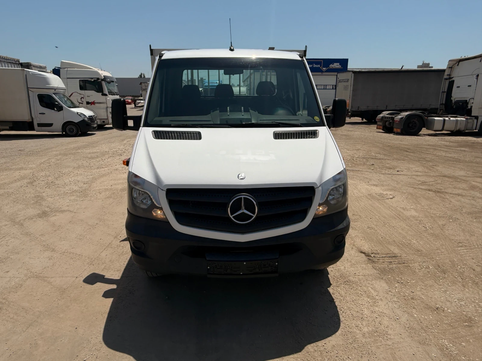 Mercedes-Benz Sprinter 519 4х4 , Бордови 5.50 м каросерия - изображение 2